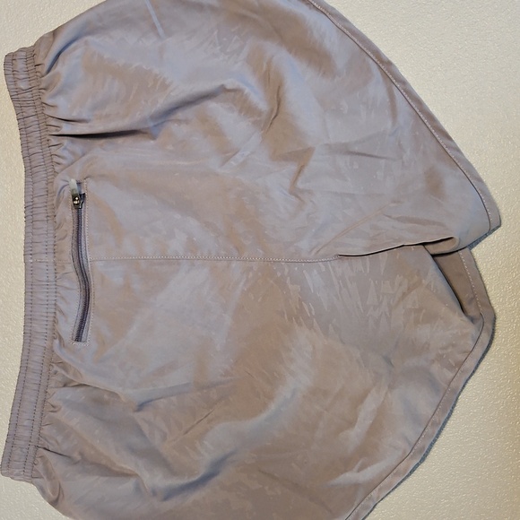 Nike Shorts Women's Small Dri Fit Gray Lightweight With Liner Running - Picture 4 of 5